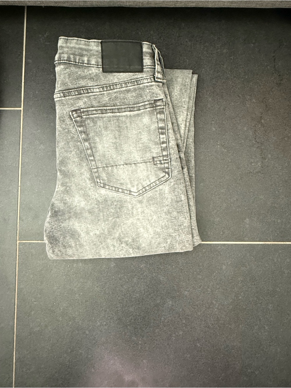 Bulk Jeans Bundle - 10 Pairs, All Different Sizes - Picture 3 of 13